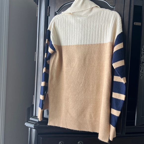 Hem & Thread Sweater - Picture 10 of 10